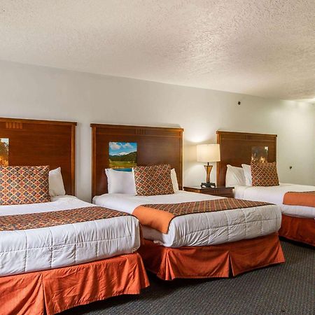 Sandia Peak Inn Old Town Abq, A Howard Johnson By Wyndham Albuquerque Bagian luar foto