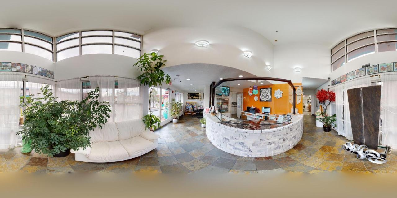 Sandia Peak Inn Old Town Abq, A Howard Johnson By Wyndham Albuquerque Bagian luar foto